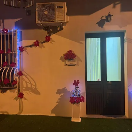 La Petite Maison De Grand-mere Assunta * 诺拉